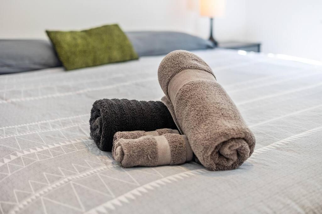 Designer Home: King Beds, Luxe Bath+Free Parking! Atlanta Exteriér fotografie