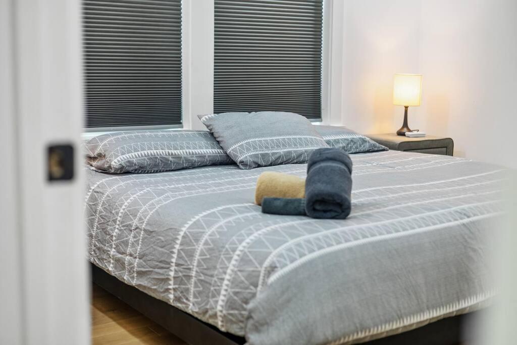 Designer Home: King Beds, Luxe Bath+Free Parking! Atlanta Exteriér fotografie